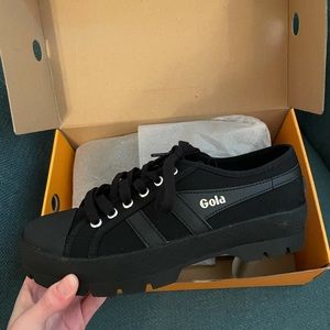 BRAND NEW GOLA SNEAKERS
